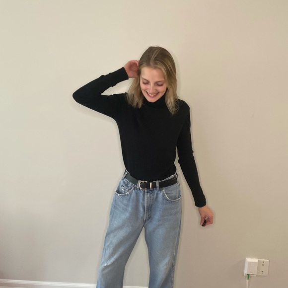 Orange tag Levi Strauss & Co Light Wash mom jeans - Picture 3 of 10